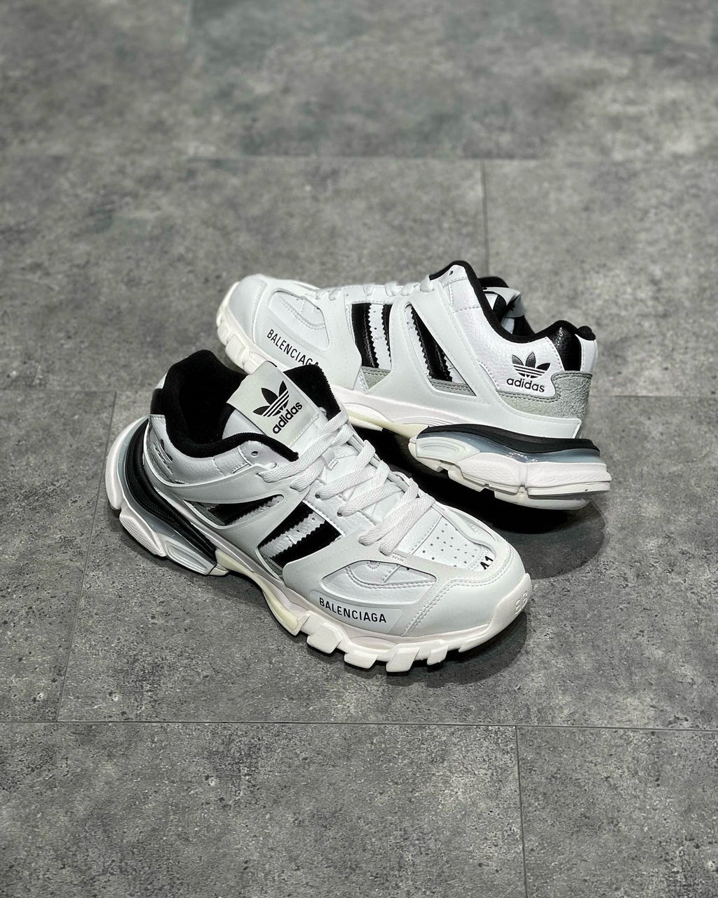 BLCG Sneakers