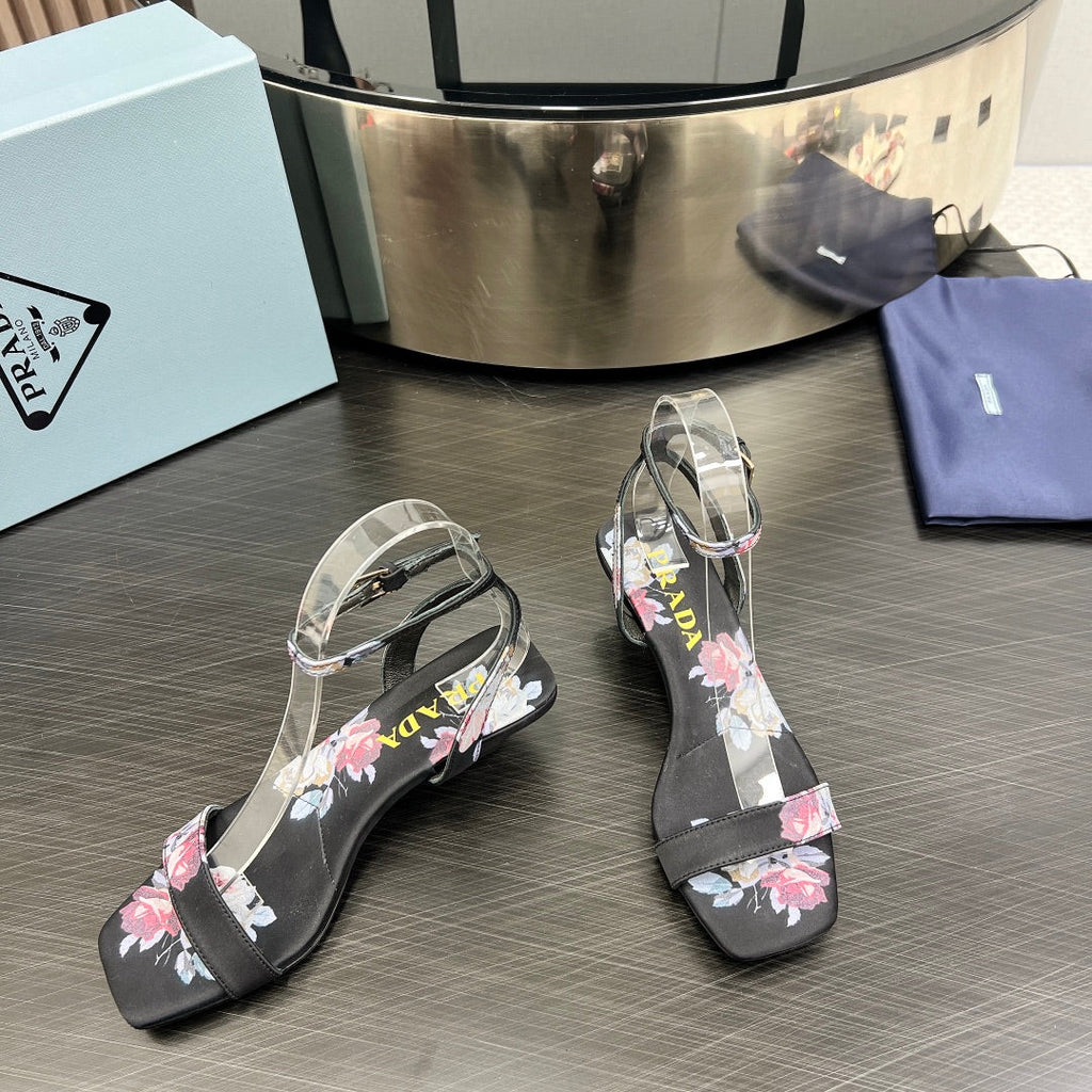 PRA TRIANGLE HEEL FLOWER MOTIF SATIN SANDALS BLACK