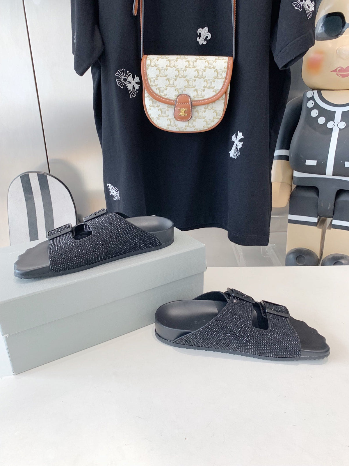 BIRKENSTOCK SLIPPERS ATTACHED RHINESTONES IN BLACK CALFSKIN