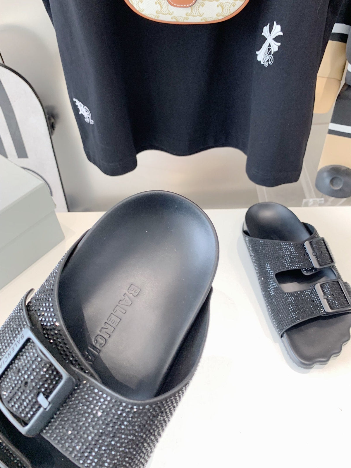 BIRKENSTOCK SLIPPERS ATTACHED RHINESTONES IN BLACK CALFSKIN