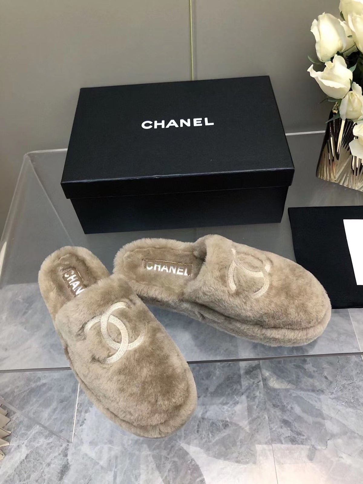 Fluffy Slippers Slides Gray