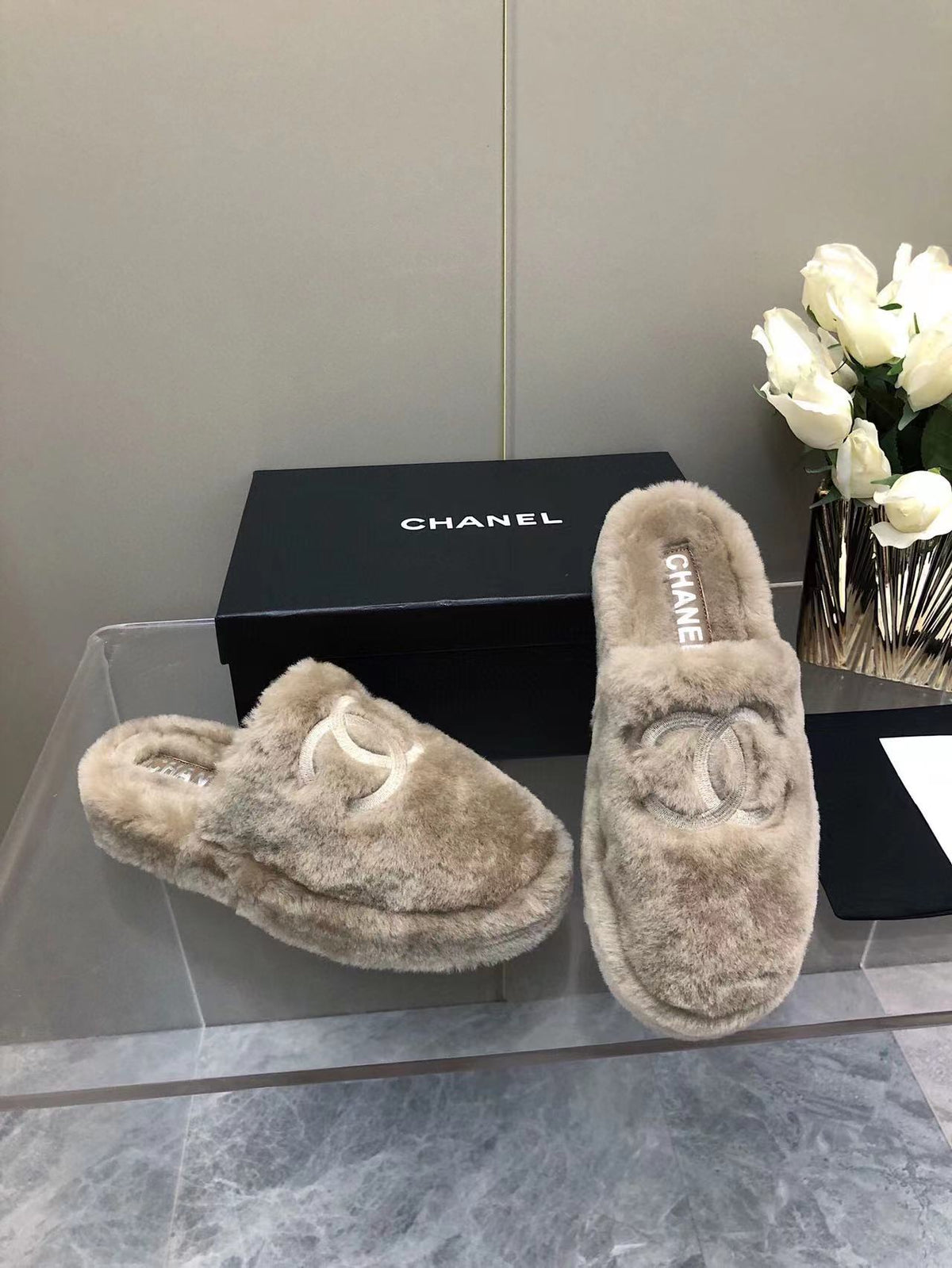 Fluffy Slippers Slides Gray