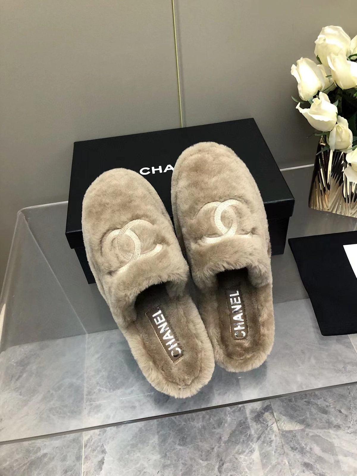 Fluffy Slippers Slides Gray