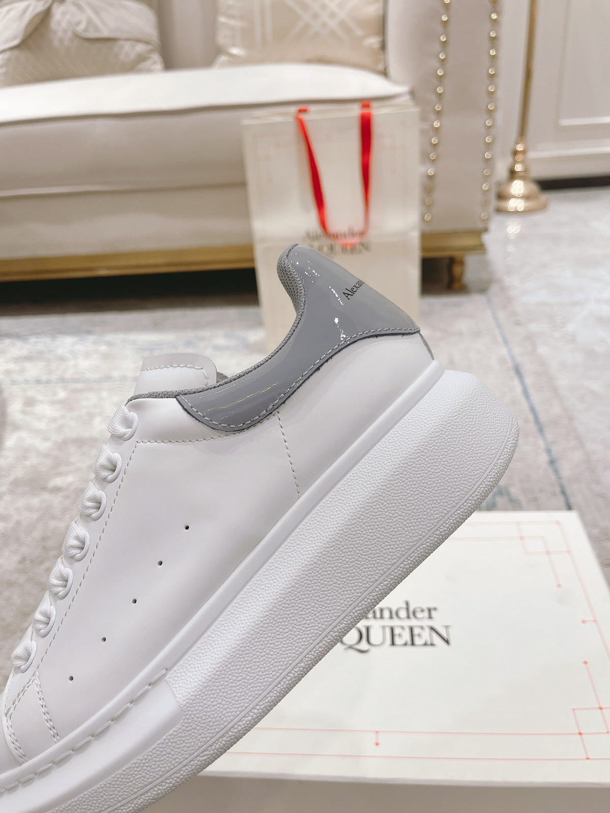 Sneakers & Shoes