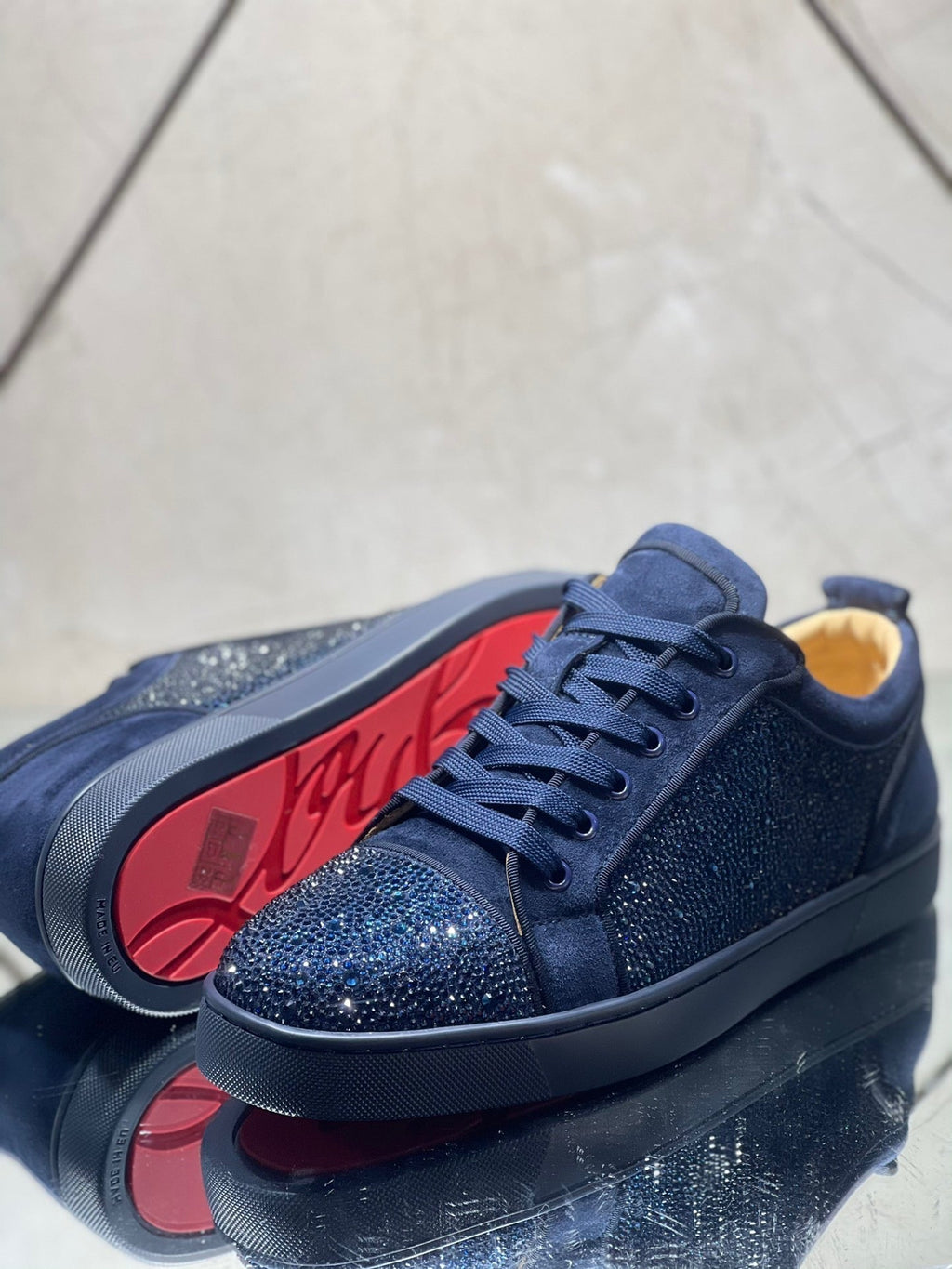 Sneakers & Shoes