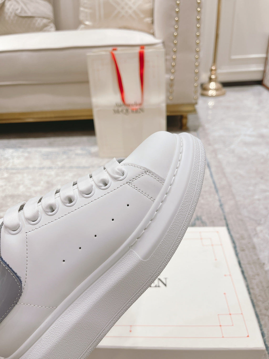 Sneakers & Shoes