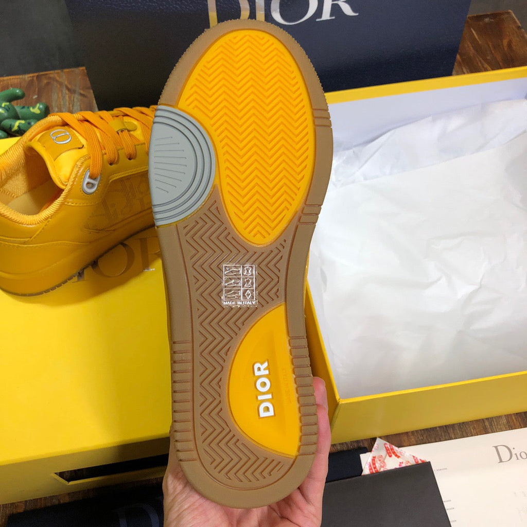 DIO Sneakers