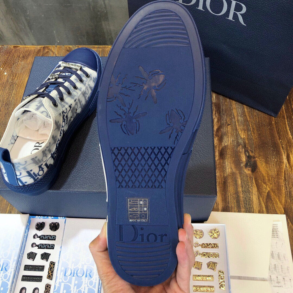 DIO Sneakers