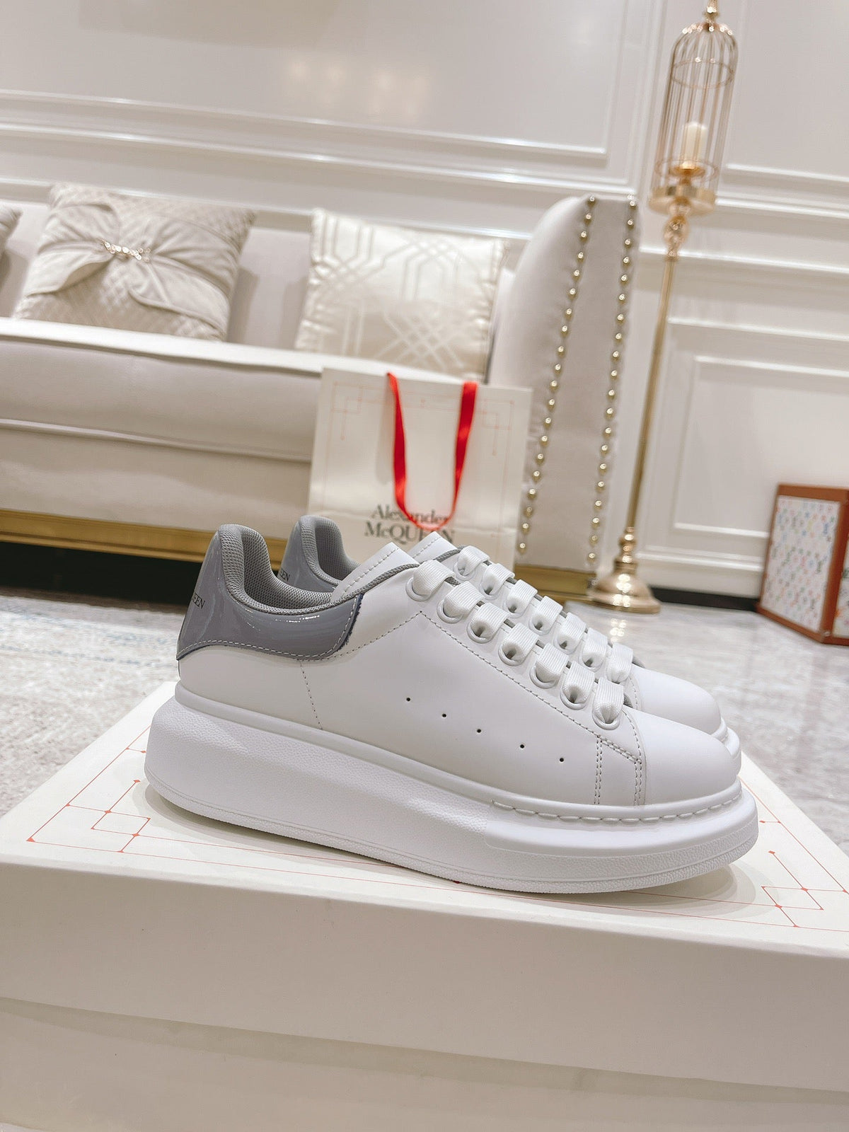 Sneakers & Shoes