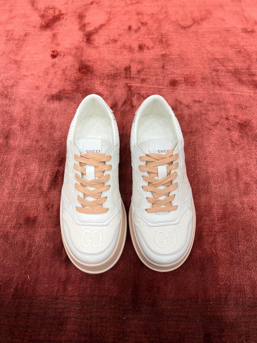 Sneakers & Shoes