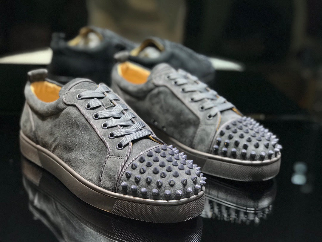 Sneakers & Shoes