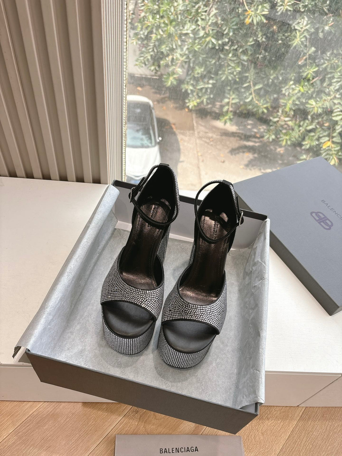 PLATFORM ANKLE STRAP HEELS IN BLACK ATTACHED RHINESTONES CALFSKIN
