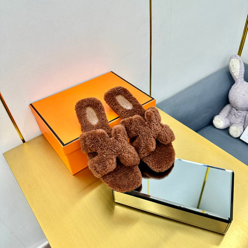0RAN SHEARLING SANDALS UMBER BROWN